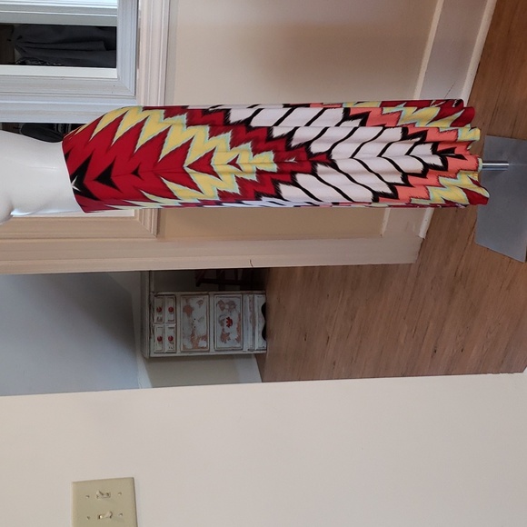 ECI New York Maxi Dress - Picture 4 of 8